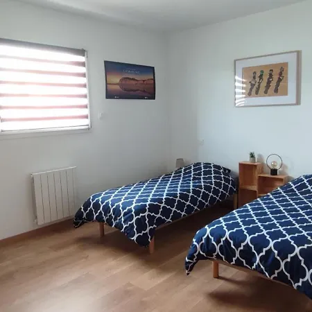 Maison Recente Avec Jardin. Plourhan